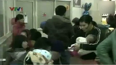 Ồ ạt nhập viện vì rét đậm