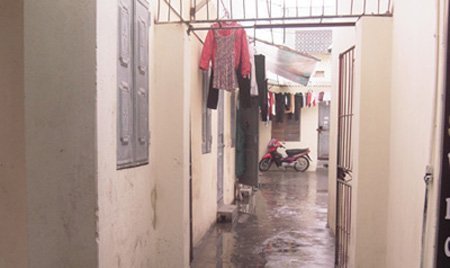 Nữ sinh trường nghệ thuật bị đánh ghen dã man