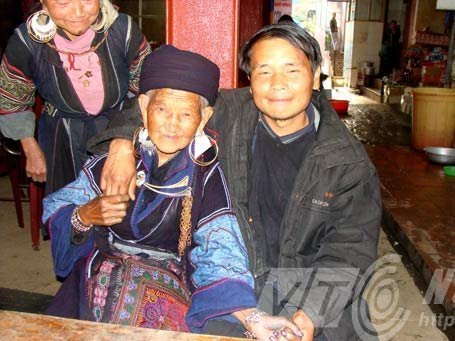 Chuyện tình nàng 90, chàng 38: Người tình trẻ đau khổ