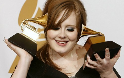 Adele hát 