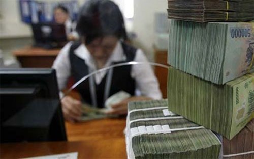 Lạm phát đâu phải lỗi riêng của ngân hàng