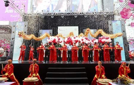 “Cơn lốc” khuyến mại mừng khai trương Pico Plaza TP.HCM