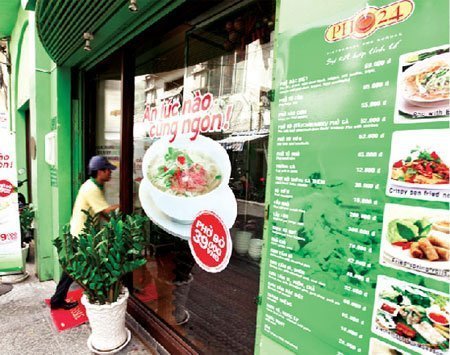 Đằng sau chuyện doanh nghiệp Việt 'bán mình'... chạy làng