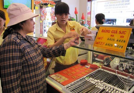 Vàng phi SJC, bị ép giá 6 triệu/lượng
