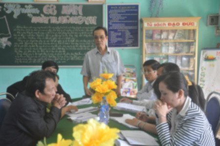 Nữ sinh nói xấu thầy được bảo lãnh học tiếp