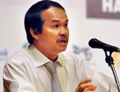 Bầu Đức bắt đầu từ bỏ BĐS