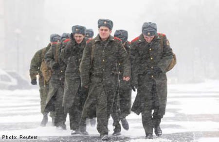 Nga sẽ bắt binh sĩ đi bít tất?