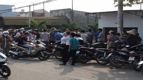 Phát hiện một giáo viên chết trong tư thế treo cổ