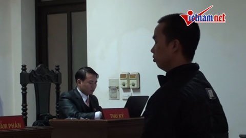 Kẻ cuồng dâm khai tại tòa