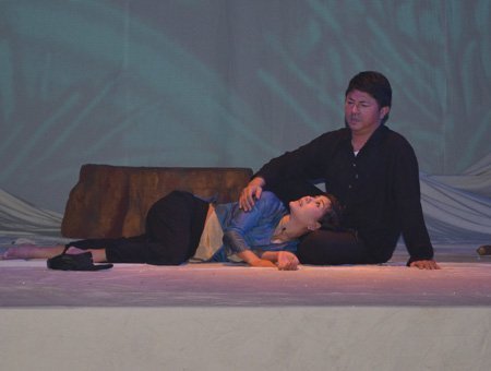 Khán giả khóc nghẹn vì 