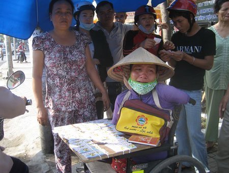 Cướp không tha cả người khuyết tật