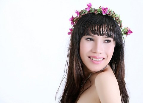 Đề nghị hủy quyết định chuyển giới của cô giáo xinh đẹp