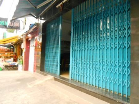 Tạt a xít kinh hoàng, cặp vợ chồng thương vong
