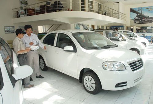Cấm dùng tiền mặt mua nhà xe: Đừng làm khó dân