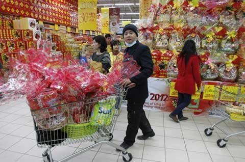 Đi vay cũng phải sắm Tết cho ra hồn!