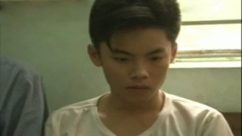 Kể chuyện bị chặt tay cướp điện thoại