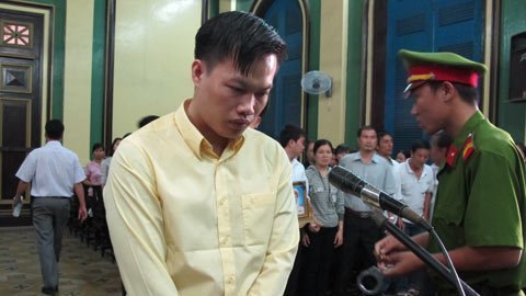 Giết bạn vì dám rủ vợ mình đi khách sạn