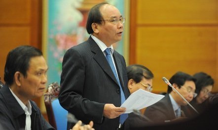 '30% công chức sáng cắp ô đi, tối cắp về'