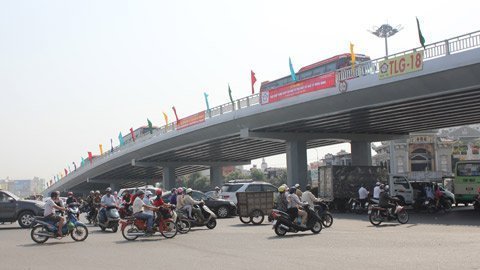 Cận cảnh 2 cầu vượt thép đầu tiên tại Sài Gòn