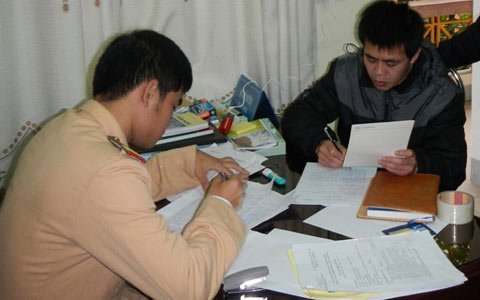 Bắt giám đốc buôn hơn 1 tạ pháo