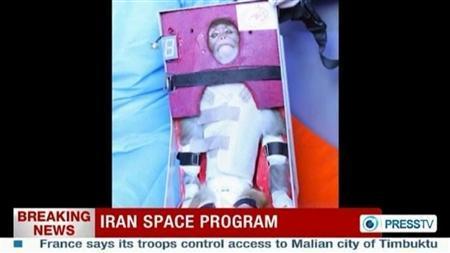 Iran phóng tên lửa đưa khỉ vào vũ trụ