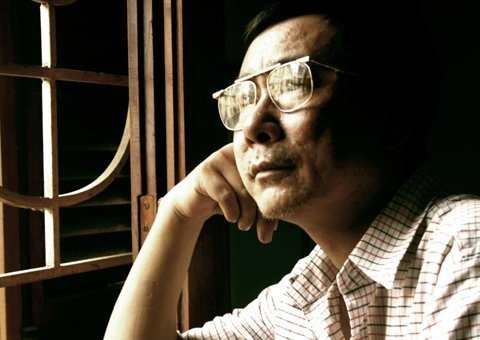 Tiểu thuyết trần trụi về âm mưu và thủ đoạn