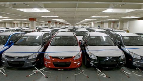 Mua xe nào dùng chán, bán vẫn “hời”?