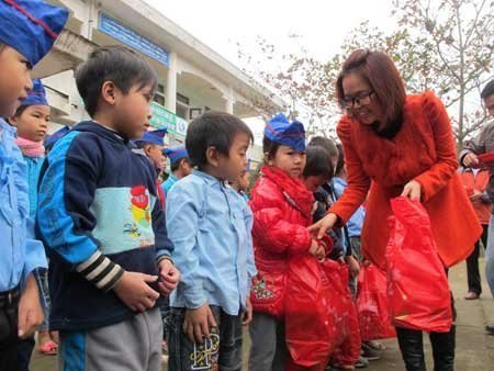 Kinh Đô dành 1,8 tỉ đồng chăm lo Tết người nghèo