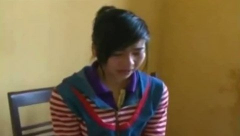 Nữ sinh lớp 10 thủ dao giết bạn