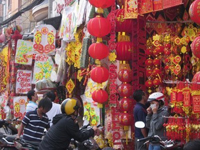 Nhộn nhịp đồ cúng tế trong ngày ông Táo về trời