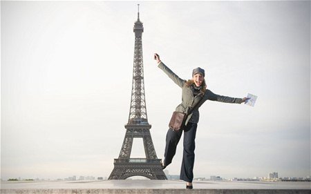 Phụ nữ Paris đã được mặc quần dài