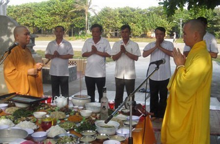 Trường Sa vẳng tiếng chuông chùa