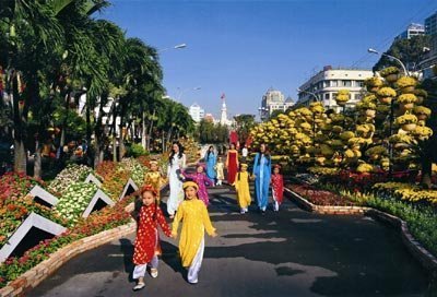 Dân: gốc nước, Dân: trí tuệ mọi thời