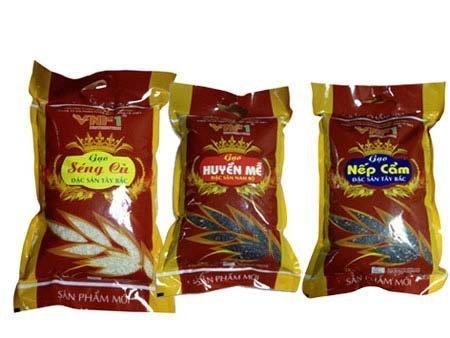 Thưởng Tết bằng gạo đặc sản