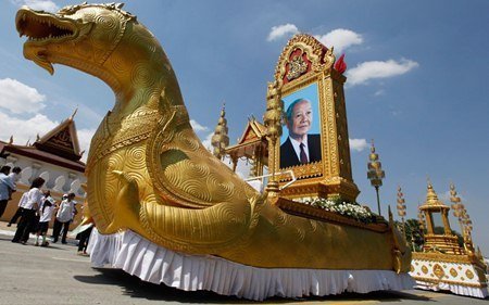 Hình ảnh lễ hỏa táng cựu vương Sihanouk
