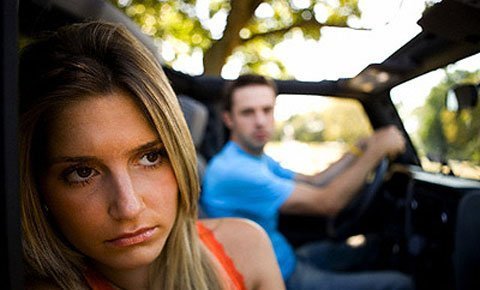 Nhớ mà gọi điện, chồng bảo… điên