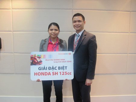 Techcombank trao thưởng chương trình quẹt thẻ Giáng sinh