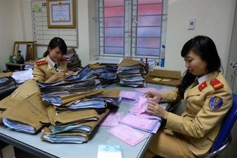 Thời sự trong ngày: Nữ CSGT trải lòng chuyện đứng bục