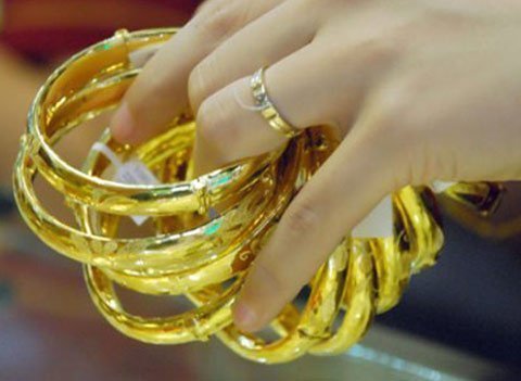 Vàng tăng giá, coi chừng 