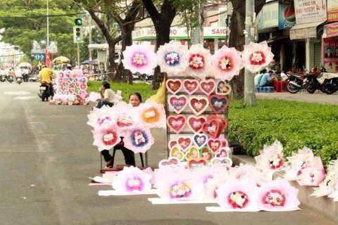 Lễ tình nhân hiu hắt