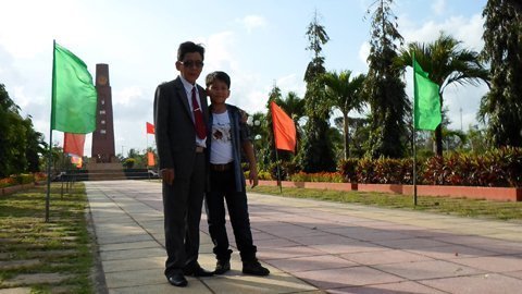 Đầu năm viếng nghĩa trang liệt sỹ