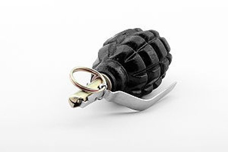 Phó giám đốc nhận 'quà' lựu đạn vào mùng 1 Tết