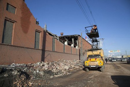 Mưa thiên thạch tàn phá nước Nga