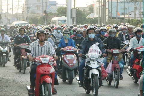 Ùn ùn trở lại thành phố sau Tết