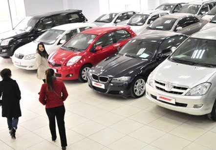 Săn ôtô cũ đón giảm phí trước bạ