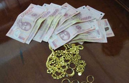 Những kiều nữ 'đục' két gia đình chồng đại gia