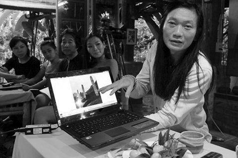 “Gã khùng” Đào Anh Khánh lại 