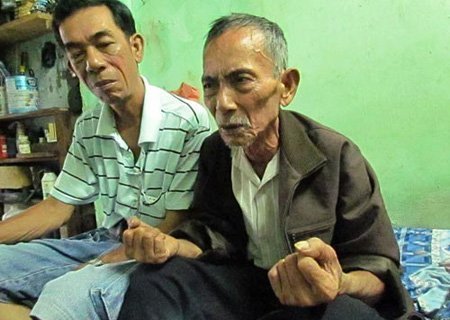 Bệnh viện trả về, cụ ông bỗng nhiên sống lại