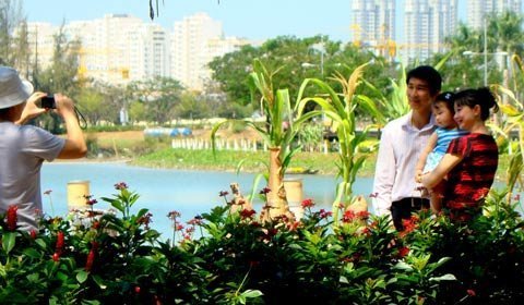 Cả nhà cùng vui xuân mới
