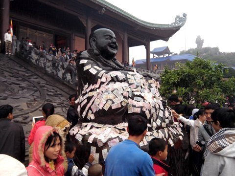 Báo động văn hóa lễ hội